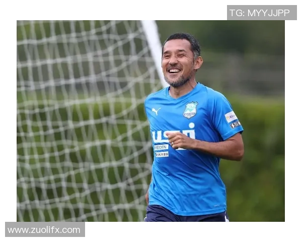 即将告别绿茵场的足球巨星们的辉煌与遗憾